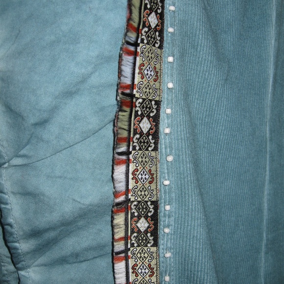 Angels Never Die Crochet Back Embroidered Top Teal - Picture 4 of 6